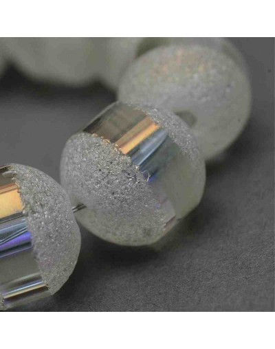 Opaco y brillante. Amarillo y plateado arcoiris. 4,5 mm. 1 mm perforación. 100 uds hilo (aprox).