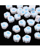 Huellas de perro. Varios colores. 9X10X5 milímetros. 1,2 mm de perforación. 10 unidades.