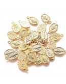 Virgen María. Aleación de cobre. Color dorado. 17,5x10x1 milímetros. 1,5 mm perforación. 10 unidades