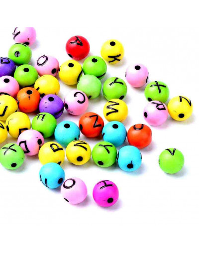 Letra negra. Esfera varios colores. 8 milímetros diámetro. 1,5 mm perforación 100 uds aproximado.