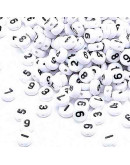 Número negro. Moneda blanca. 7 milímetros lado. 1,5 mm perforación. 100 unidades aproximado. Número negro. Moneda blanca. 7 milímetros lado. 1,5 mm perforación. 100 unidades aproximado.