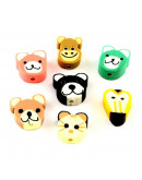 Animales. Varios colores. De 10 a 12 milímetros. 1,5 milímetros perforación. 10 unidades.