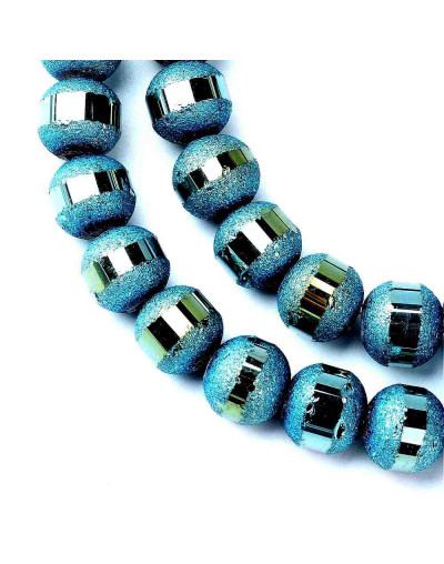 Opaco y brillante. Celeste y plateado verde. 4,5 milímetros. 1 mm perforación. 100 uds hilo (aprox) 