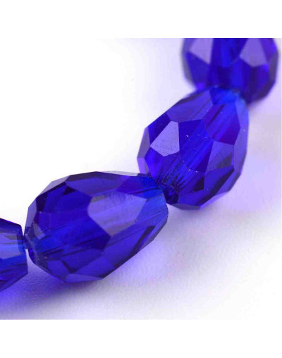 Gota faceteada. Azul. 8x6 milímetros. 1 mm perforación. 70 unidades hilo (aproximado).