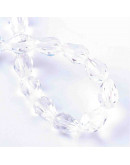 Gota faceteada. Cristal. 8x6 milímetros. 1 mm perforación. 70 unidades hilo (aproximado). Gota faceteada. Cristal. 8x6 milímetros. 1 mm perforación. 70 unidades hilo (aproximado).