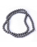 Esfera electroplateada. 08 mm diámetro. Negro escarchado. 1,5 mm perforación. 72 uds hilo (aprox).