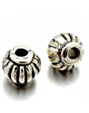 Tibetan beads Alloy Color plata antigua 5 milímetros 2 mm perforación 20 unidades