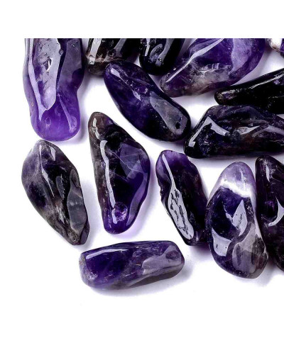 Amatista. Super-chip. 25~40x10~16x6~12 milímetros. 0,6 mm perforación. 1 unidad.