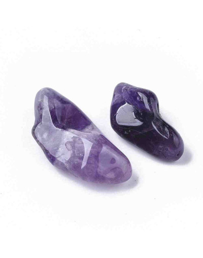 Amatista. Super-chip. 25~40x10~16x6~12 milímetros. 0,6 mm perforación. 1 unidad.