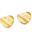 Corazón Twist. Acero inoxidable. Color dorado. 12x13x1,5 milímetros. 1,4 mm perforación. 2 unidades. Corazón Twist. Acero inoxidable. Color dorado. 12x13x1,5 milímetros. 1,4 mm perforación. 2 unidades.