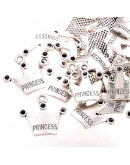 Corona Princess. Aleación de cobre. Color plata antigua. 19x17 milímetros. 2 mm perforación. 10 und Corona Princess. Aleación de cobre. Color plata antigua. 19x17 milímetros. 2 mm perforación. 10 und