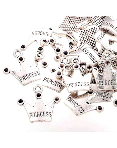 Corona Princess. Aleación de cobre. Color plata antigua. 19x17 milímetros. 2 mm perforación. 10 und