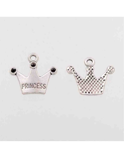 Corona Princess. Aleación de cobre. Color plata antigua. 19x17 milímetros. 2 mm perforación. 10 und
