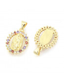 Virgen (3). Aleación+Zirconia. Baño 18KGold. 20x15x2,5 mm. 5 mm cierre. 1 unidad.