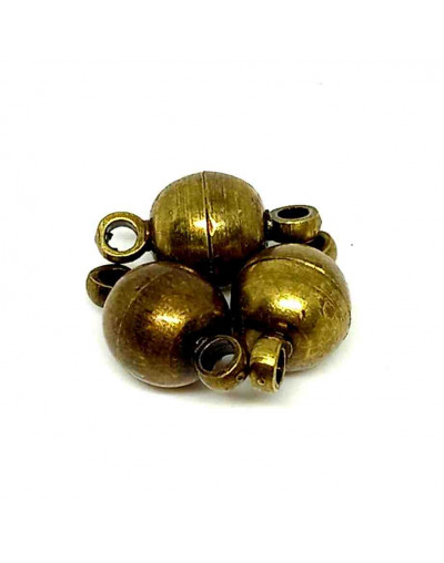 Cierre magnético. Aleación de cobre. Color bronce antiguo. 11,5x6 mm. 1,2 mm agujero. 2 sets.