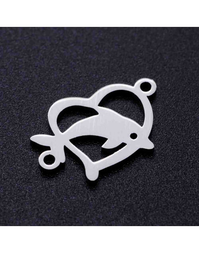 Delfín+Corazón. Acero inoxidable. Color plateado. 12x18x1 milímetros. 1,2 mm perforación. 1 unidad