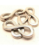 Enlace Infinito. Aleación. Color plata antigua. 35x13 milímetros. 5 unidades