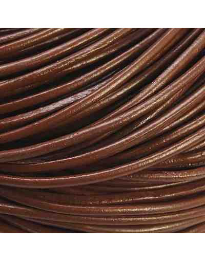 Cuero natural. Color Café. 2 milímetros de grosor. 2 metros.