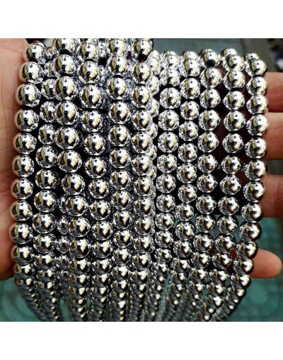 Hematite sintético. Plateado. 04 mm diámetro. 1 mm perforación. 90 uds hilo (aproximado)