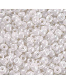 Color Sólido Lustrado. WHITE. 3 milímetros. 1 mm perforación. 40 gramos