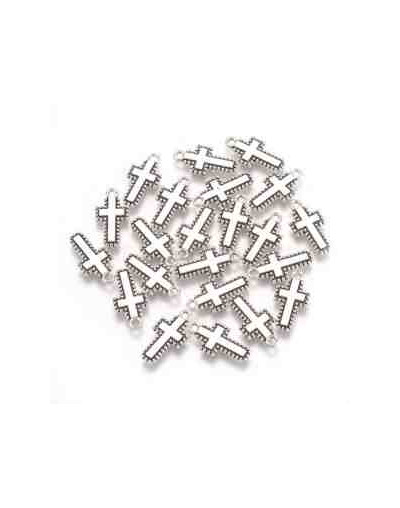 Cruces. Aleación de cobre. Color plateado. 20x10x2 mm. 2 mm perforación. 10 uds