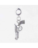 European Beads. Pistolas. Aleación. Color plata antigua. 35 milímetros. 5 mm perforación. 2 uds.