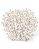 Estrella dorada. Moneda blanca. 7 milímetros lado. 1,5 mm perforación. 100 unidades aproximado.