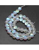 Piedra Luna sintética. Blanco mate. 08 mm diámetro. 1 mm perforación. 49 uds hilo (aproximado)