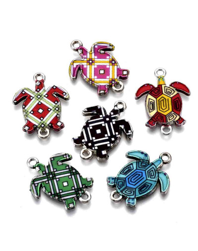 Tortugas. Aleación de cobre y esmalte. 24x18x2 mm. 1,5 mm perforación. 4 unidades