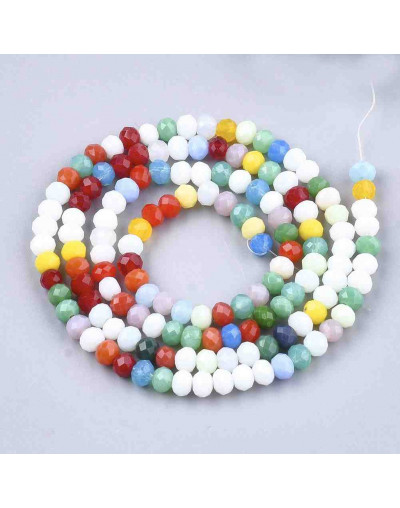 Rondelle faceteado. 4x3 milímetros. Varios colores. 1 mm perforación. 130 uds hilo (aproximado).