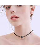 Corazón blanco. Moneda negra. 7 milímetros diámetro. 1,5 mm perforación. 100 uds aproximado.