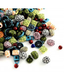 Estilo Antiguo (3). Varios diseños. Tonos variados. De 6 a 25 mm. 15 uds. aproximadamente. 15 gramos