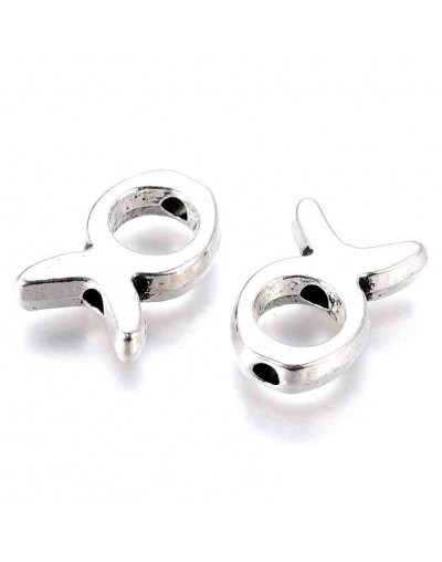 Jesús (Fish). Aleación de cobre. Color plateado. 13,5x9x3 mm. 2 mm perforación. 10 uds