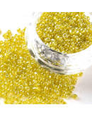 Chaquira. Cristal lustrado. YELLOW. 2 mm. 1 mm perforación. 40 gramos (2600 uds aprox)