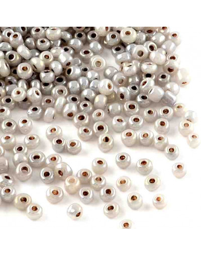 Color Sólido Ceylon. ROSY BROWN. 4 milímetros.1,50 mm perforación. 40 gramos. 390 uds. aprox.