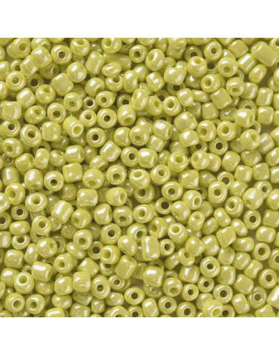 Color Sólido Lustrado. YELLOW. 4 milímetros.1,50 mm perforación. 40 gramos. 390 uds. aprox.