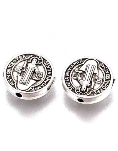 San Benito. Aleación de cobre. Color plata antigua. 10x10x2,4 mm. 1,2 mm perforación. 2 unidades