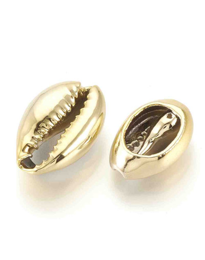 Concha de mar. Torito. Electroplateado. Color dorado. De 15 a 18 mm. Sin perforación. 4 unidades.