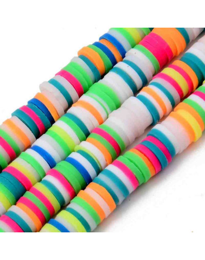 Discos. Color mixto. Verde (2). 6 mm diámetro. 1 mm grosor. 1 mm perforación. 380~400 uds hilo.