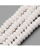 Discos. Color blanco. 6 mm diámetro. 3 mm grosor. 1,5 mm perforación. 113~116 uds hilo.