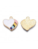 Corazón blanco/multicolor. Aleación de cobre y esmalte. 18x18,5x1,5 mm. 1,6 mm perforación. 4 uds. Corazón blanco/multicolor. Aleación de cobre y esmalte. 18x18,5x1,5 mm. 1,6 mm perforación. 4 uds.