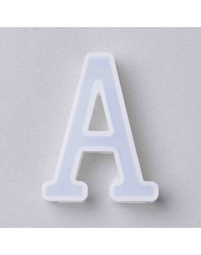 Moldes de silicona. Para resina. Abecedario. Set de 26 letras. 40 milímetros alto. 1 set.