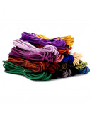 Gamuza. Varios colores disponibles. 2.5 milímetros ancho. 2 mm grosor. 5 metros