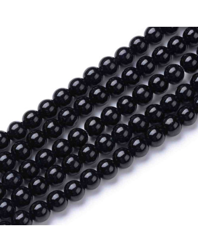 Jade. Negro. 04 milímetros diámetro. 0,8 mm perforación. 96 unidades hilo (aproximado).