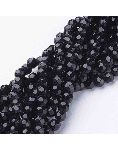 Esfera faceteada. 08 milímetros diámetro. Negro. 1 mm perforación. 40 unidades hilo (aproximado).