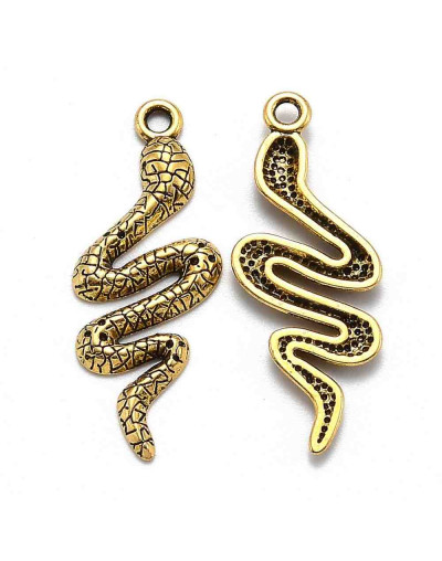 Serpiente (1). Aleación de cobre. Color oro antiguo. 39x15x2,5 mm. 2 mm perforación. 5 unidades.