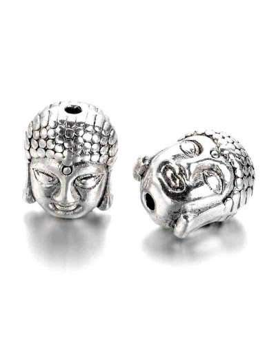 Buddha. Aleación de cobre. Color plata antigua. 11x9x8 milímetros. 1,5 mm de perforación. 4 unidades