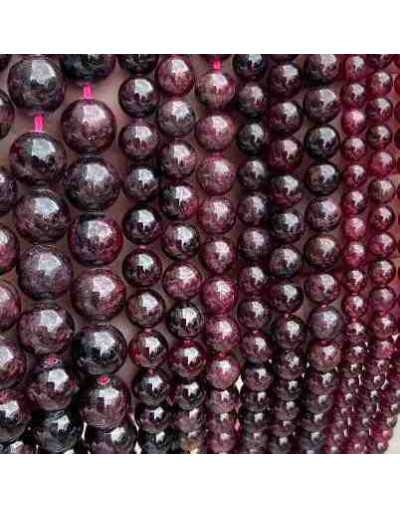 Granate. 04 milímetros diámetro. 1 mm perforación. 90 unidades hilo (aproximado).