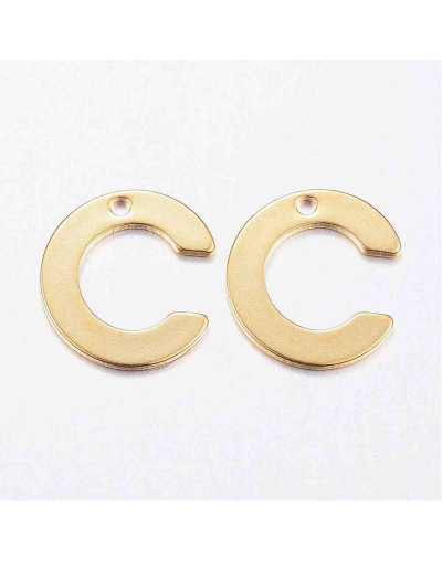 Letra "C". Acero inoxidable. Color dorado. 11x0,8 milímetros. 1 mm perforación. 1 unidad.