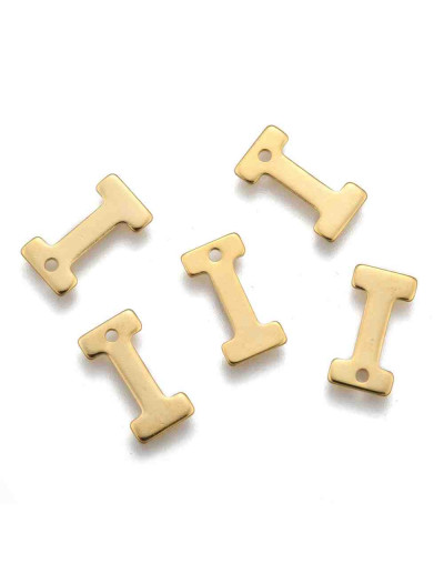 Letra "I". Acero inoxidable. Color dorado. 11x0,8 milímetros. 1 mm perforación. 1 unidad.